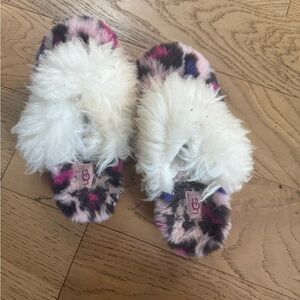 UGG White Shearling Slide Slippers with Pink and Purple Leopard Print